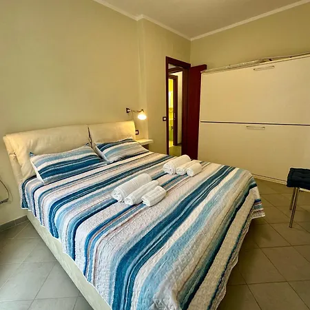 Casa Ginsea - Ampia Terrazza, Parcheggio Privato, 5 Min Dal Mare *