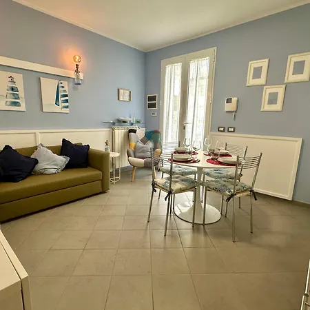 Casa Ginsea - Ampia Terrazza, Parcheggio Privato, 5 Min Dal Mare Apartment