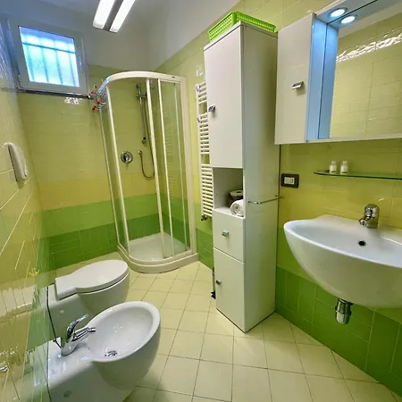 Casa Ginsea - Ampia Terrazza, Parcheggio Privato, 5 Min Dal Mare Apartment Loano
