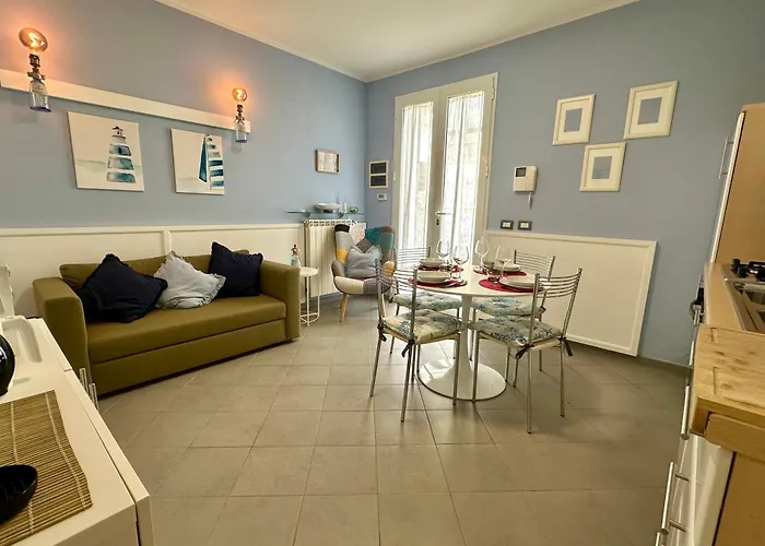Casa Ginsea - Ampia Terrazza, Parcheggio Privato, 5 Min Dal Mare Daire