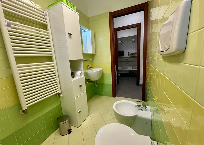 Casa Ginsea - Ampia Terrazza, Parcheggio Privato, 5 Min Dal Mare Daire Loano